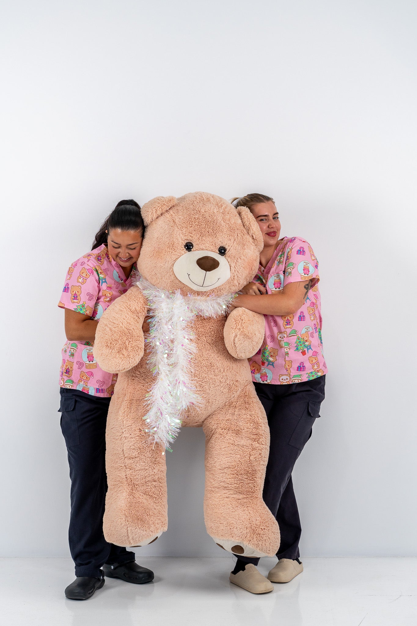 Meddy Christmas Scrub Top